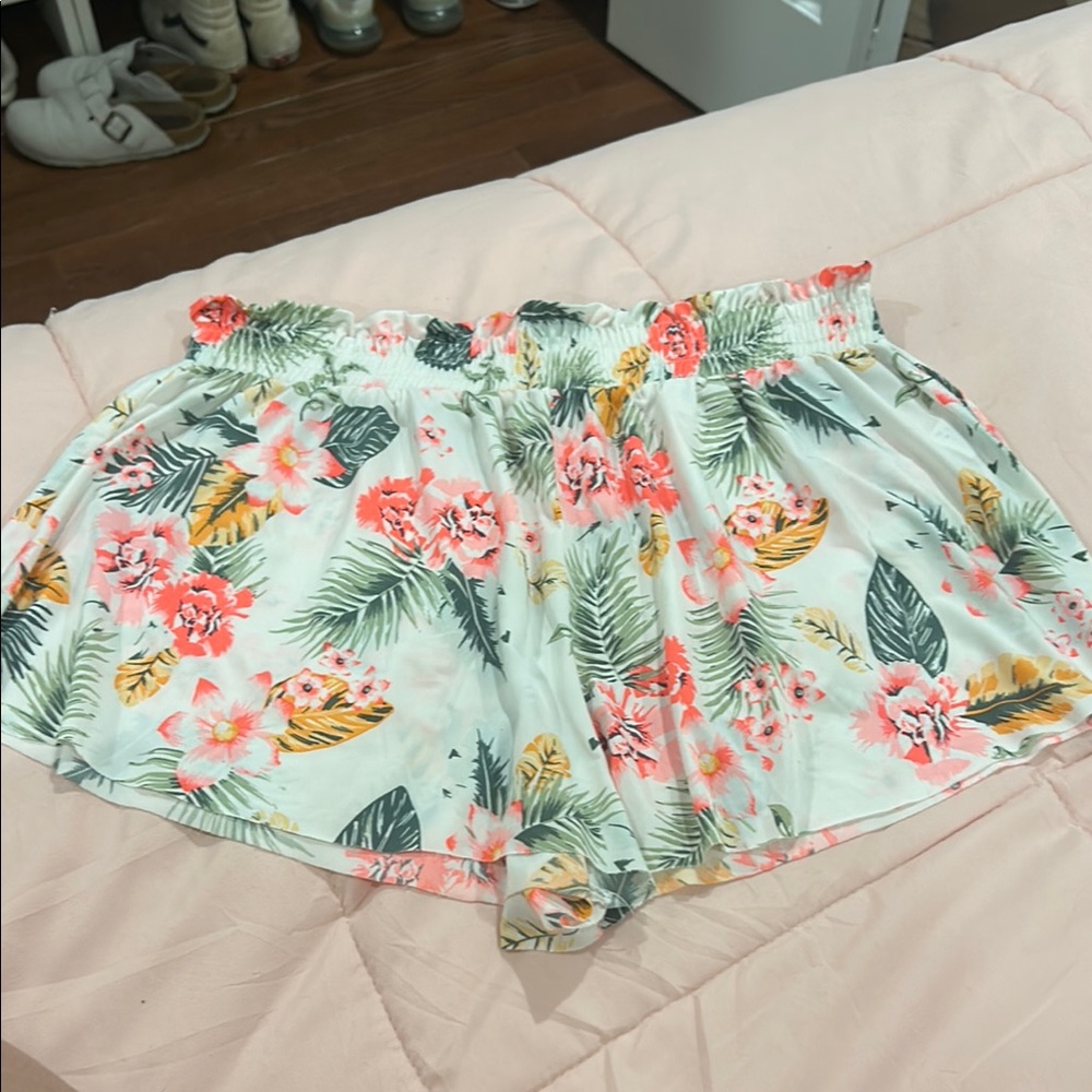 Floral Print Women's Shorts